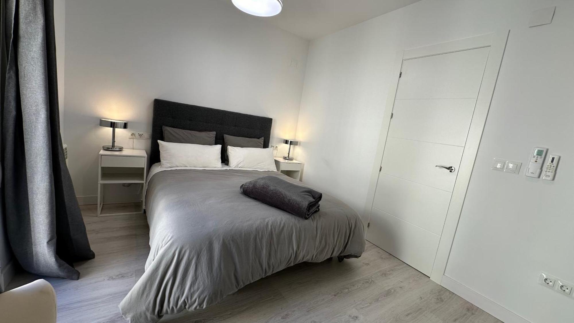 Atico En El Centro De Granada Apartment ภายนอก รูปภาพ
